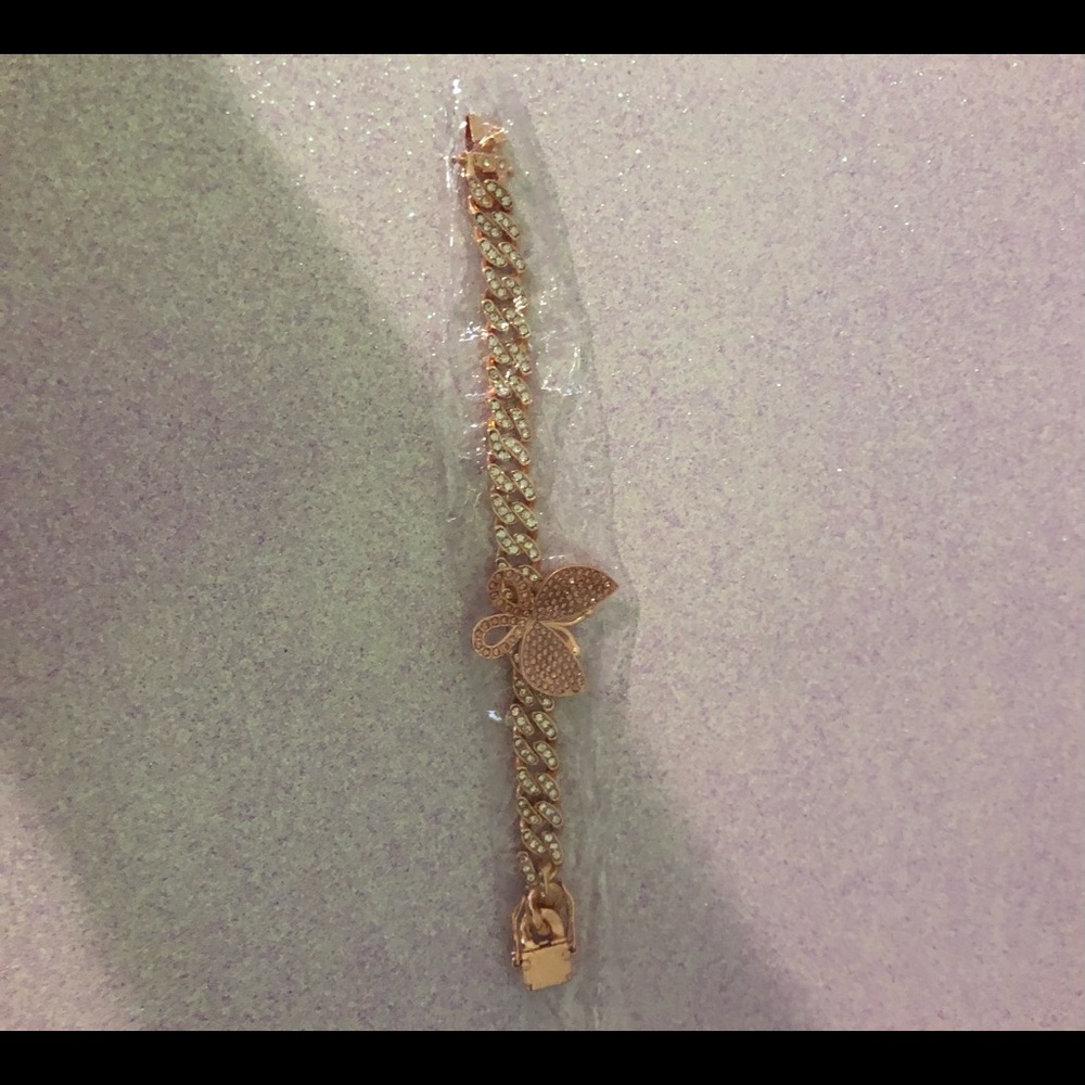 Pink Rhinestone Butterfly Bracelet. - Picture 4 of 7